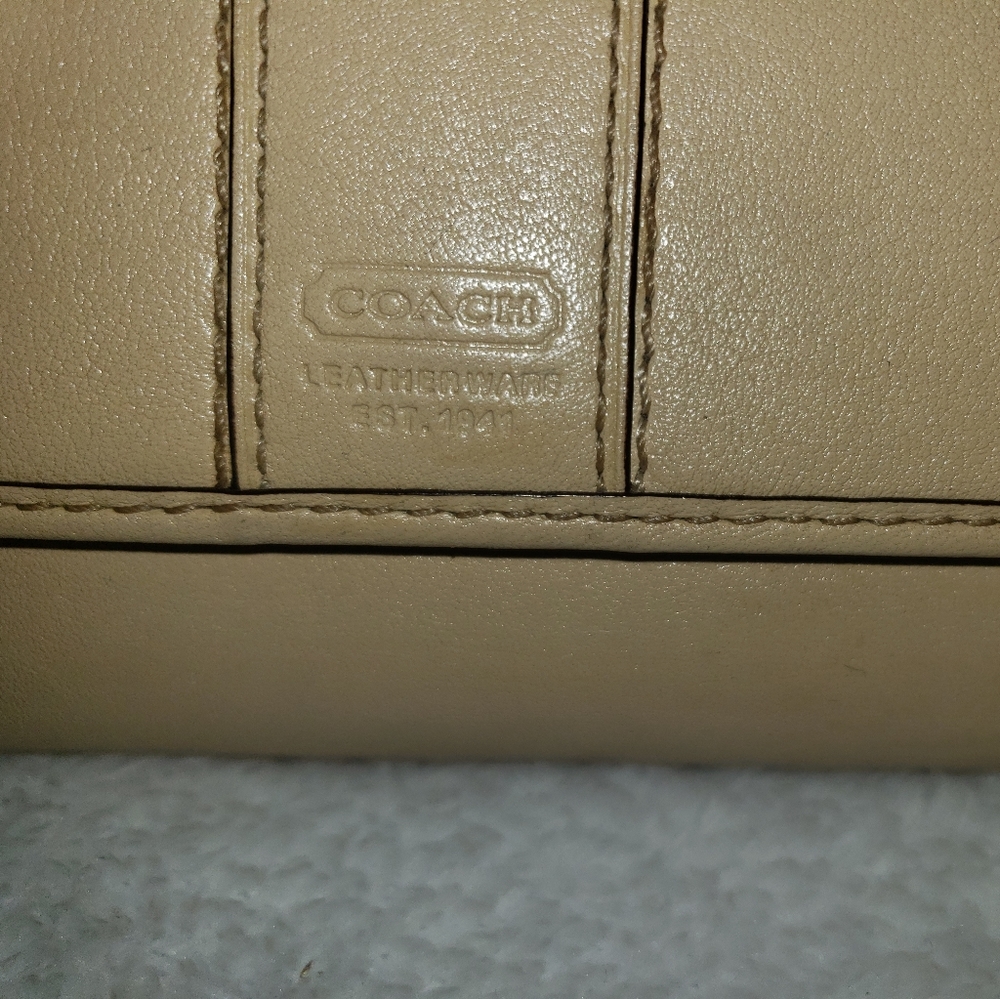 Coach Wallet - Picture 2 of 7